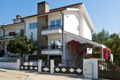 Image de Spacious House in Vila Nova de Gaia