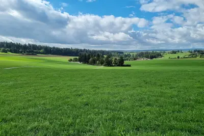 Image de Modern Eingerichtete 3-zi. -ferienwohnung zu Vermieten