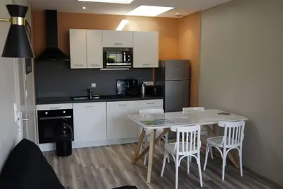 Image de Très joli appartement 4\/6 personnes accès direct plage à 5min à pied du centre