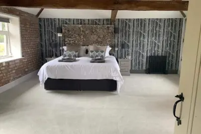 Image de Manor Barn - Large Barn Conversion With Hot Tub.