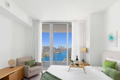 Image de Unique Apartment 1br w/Amenities