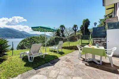 Maison de vacances 'Vanni's House' avec vue sur le lac, jardin privé et Wi-Fi