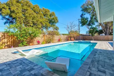 Image de Pool Home near Siesta Key, Nathan Benderson Park, Premier Sports Campus & Img