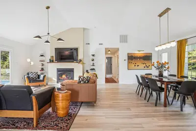 Image de Minutes from Downtown St. Michaels | Pool | Hot Tub | Pickle Ball Court