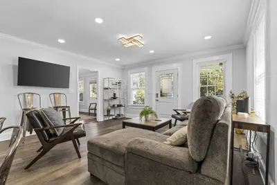 Image de Bright and Modern - Close to Everything