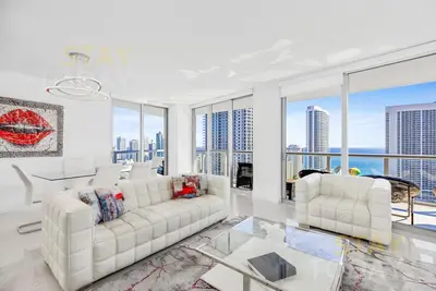 Image de ★★★★★Waterfront Resort Home. Direct Ocean View.