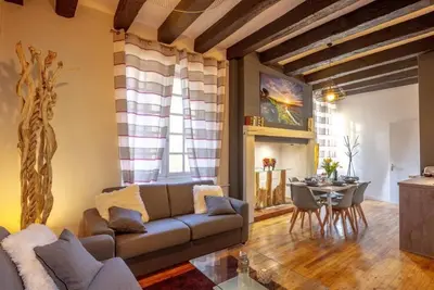 Image de Appartement de standing T3 65 m2-Centre historique- 3 Etoiles-Gîtes de France ®
