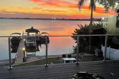 Image de LakeDorable- Upper Level