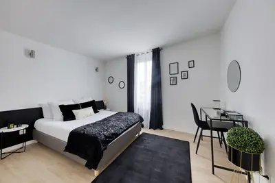 Image de Le Ying & Le Yang Triplex, 4 minutes from the train station 🚊