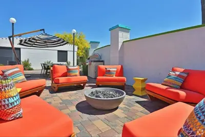 Image de Lovely 2 Bd Apartment