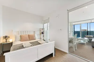 Image de Lovely Cbd 2br Apt-Aria on Gouger-Parking-Wi-Fi