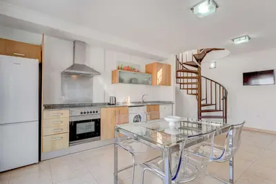 Image de Duplex in San Juan with 2 bedrooms