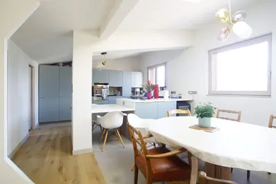 Image de Appt 8 pers 120 m², terrasse 60m², plein centre, vue Mont Blanc