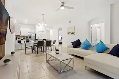 Image de Last Minute Disney Getaway! Townhouse with Private Pool. Book Now! #66175