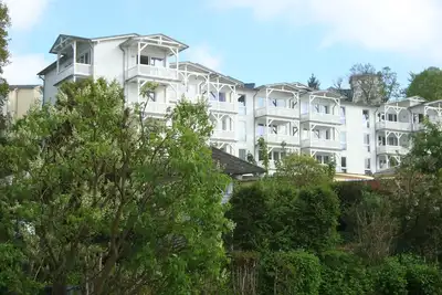 Image de Close to the beach and with sea views, apartment in a quiet, central location