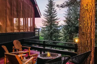 Image de Beautiful Vintage Decorated Cabin with Hot Tub
