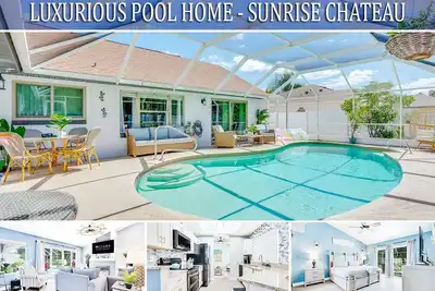 Image de \"Sunrise Chateau\" - Renovated, Luxury Pool Home - 3br/2ba