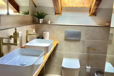 Image de Appartement-Salle de bain privée séparée-Vue sur Montagne-Wohnung 3
