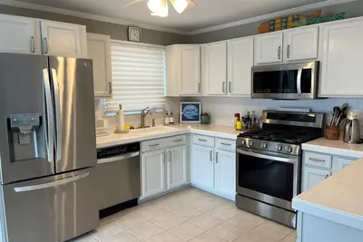 Image de Avalon 3br Bayside Retreat: Sleeps 7, Large Porch, Outdoor Shower & Grill
