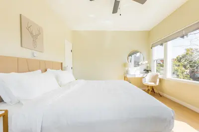 Image de Come live the sunny & relaxing SoCal life in our brand-new sunny beach getaway