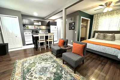 Image de Park Side Studio-Pets Welcome!