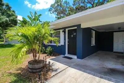 Image de 10 mins from Venice Beach & Downtown w/ 2 beds 1 bath