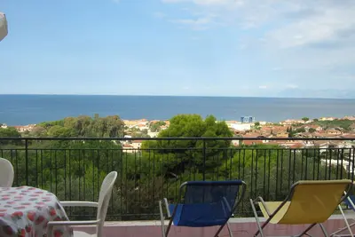 Image de Apartment in private villa with splendid sea view and swimming pool