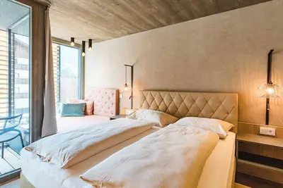 Image de Double room lateral lake view Achensee - Seehotel Einwaller