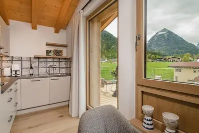 Image de Apartment Höhenluft 7 - Meerberg
