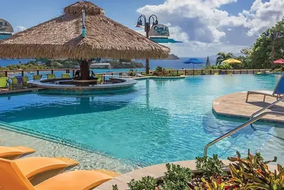 Image de Margaritaville Resort - Studio Plus - Sleeps 4 - Near Coki Beach + Red Hook!