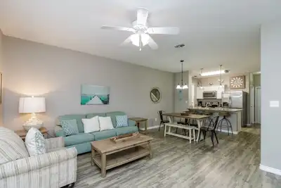 Image de Cozy Dog-Friendly Vacation home w/2 Heated Pools, Just Steps from the Beach