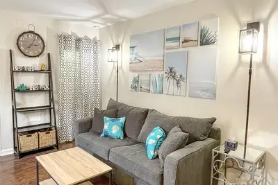 Image de Hot New 1 bdrm 1. 5 blocks from beach and boardwalk