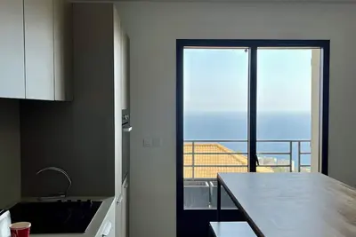 Appartement comme une maison vue mer à 5 minutes du centre ville de bastia