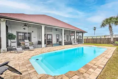 Image de Mexico Beach Retreat w/ Grill & Private Pool!