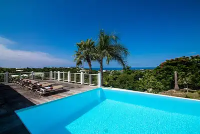 Image de Villa Callisto 2br in Terres Basses by Personal Villas - Stunning Getaway