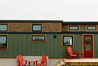 Image de Ogre Acres Tiny Home - North Okanagan