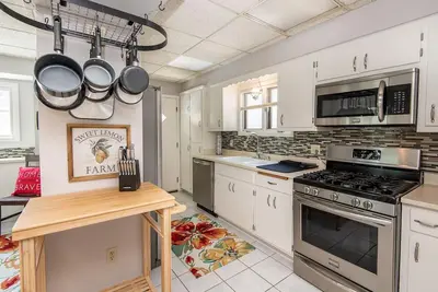 Image de 4bd House, Your Central Suburban Oasis, City Lights, Quiet Nights