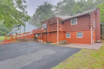 Image de Pocono Vacation Rental with Game Room!