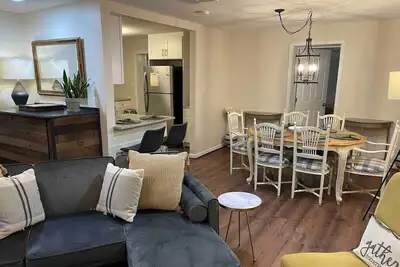 Image de The Blue Bungalow- sleeps 7