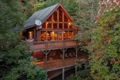 Image de Log Cabin - Views of Nantahala National Forest - Hot Tub -Fire Pit-Pet Friendly