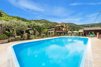 Image de Vineyard Dépendance With Shared Pool, Casal Velino, Italy