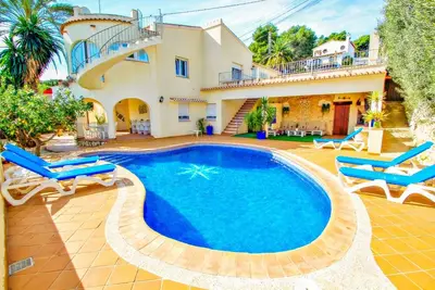 May-10 - maison de vacances moderne et bien équipée, avec piscine privée Benissa