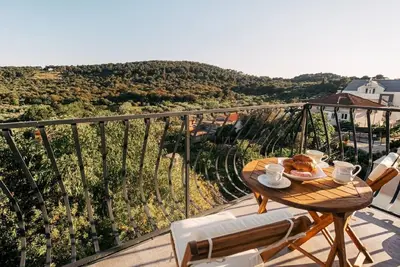 Image de Appartement de vacances Okrug Gornji pour 1 - 4 personnes avec 1 chambre Ă coucher - Appartement de
