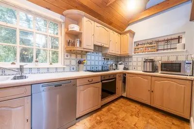 Image de Pass the Keys | Cosy River House With Beautiful Views