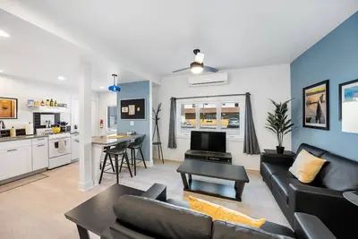 Image de Stay in the heart of Greenwood Lake minutes away from the lake