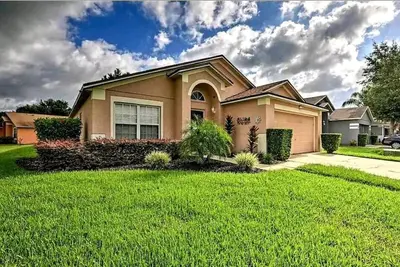 Image de Modern House w/ Free 1st Morning Breakfast & unlimited Heated Pool!
