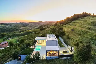 Image de Villa San Mauro - Quatre Chambres Villa, Couchages 8