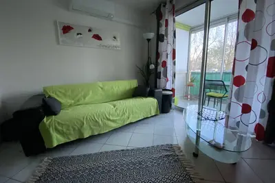 Image de Studio climatisé avec garage, accès direct à la plage