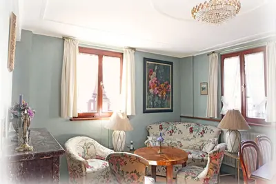 Image de Romantic holiday apartment in the OId Town of Meersburg