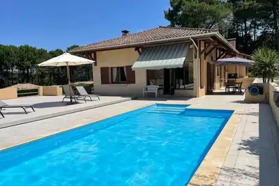 Image de 405 Gascogne - Confortable villa de plain-pied avec piscine au Golf